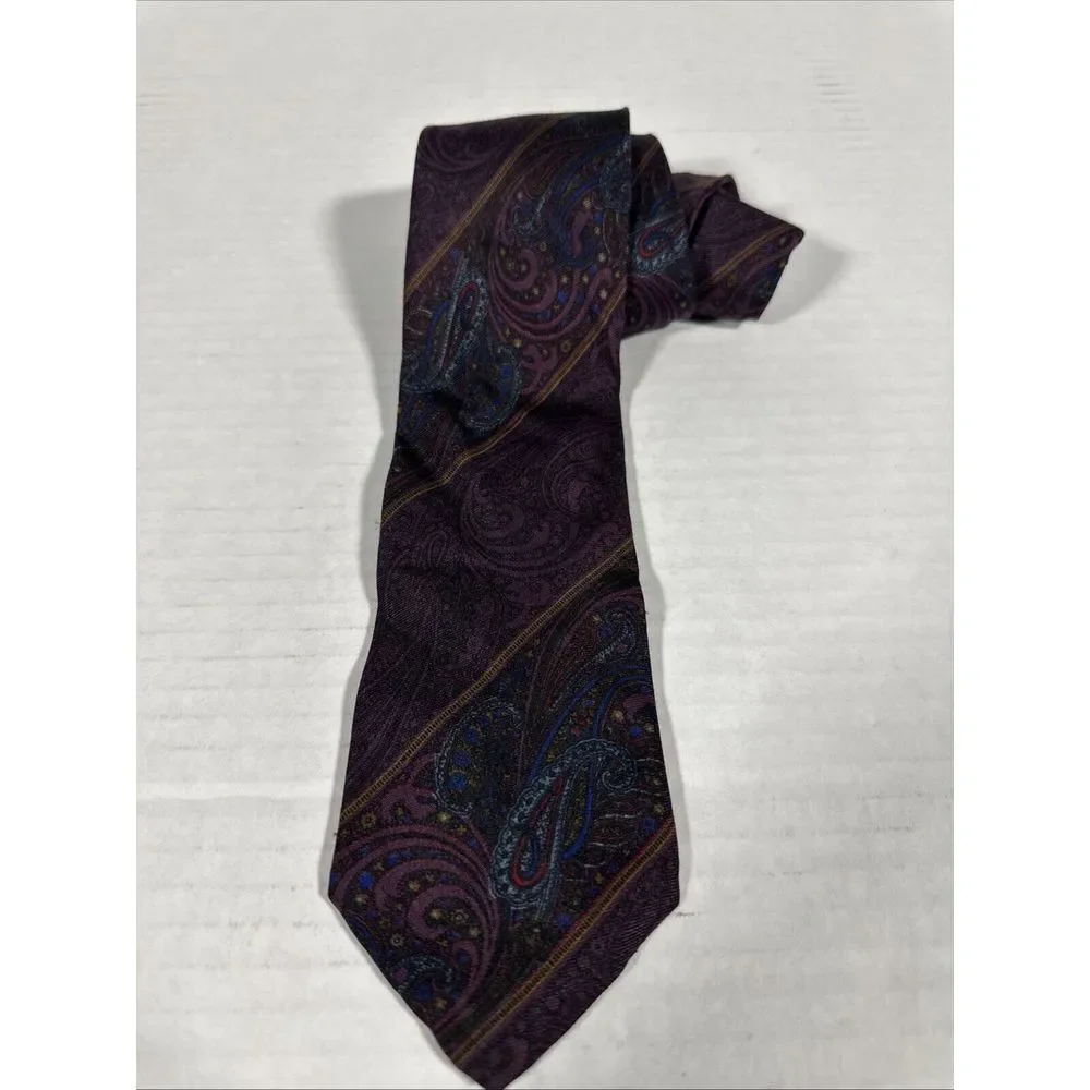100% Silk Purple Red Blue Gold‎ Paisley Daniel Craig Necktie Must See